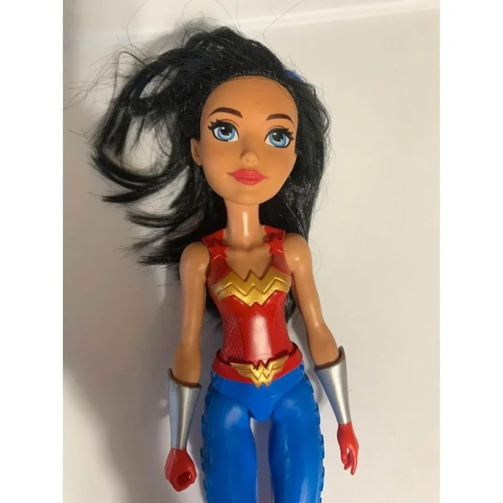 Wonder Woman Action Figure Doll
